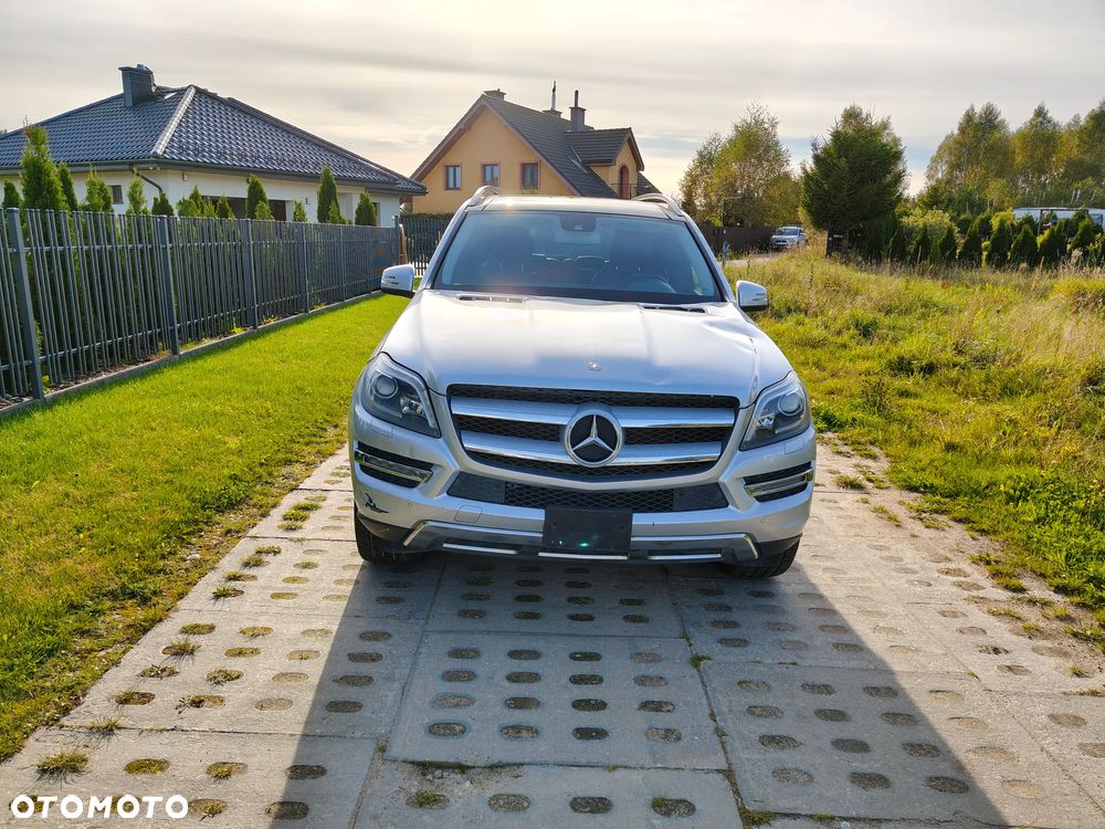 Mercedes-Benz GL - 11