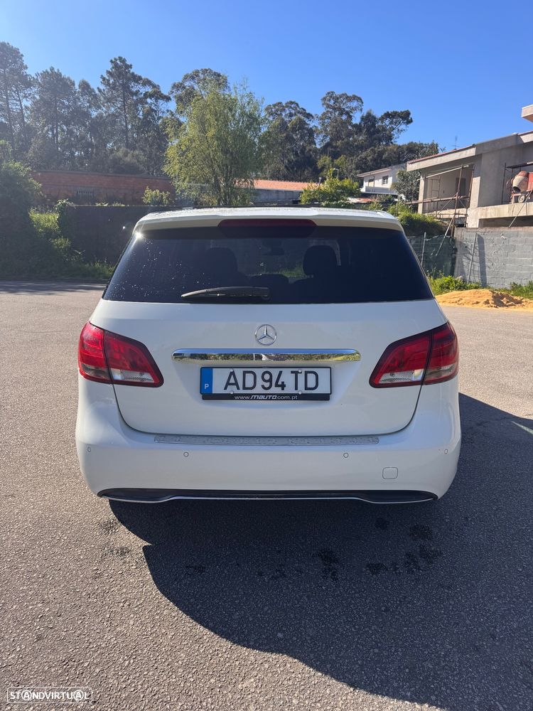 Mercedes-Benz B 200 - 4