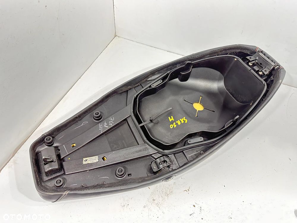 Siedzenie kanapa Aprilia SXR 50 - 9