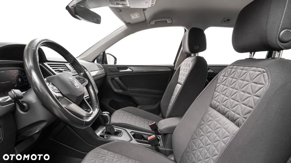 Volkswagen Tiguan 1.4 eHybrid OPF DSG Life - 17