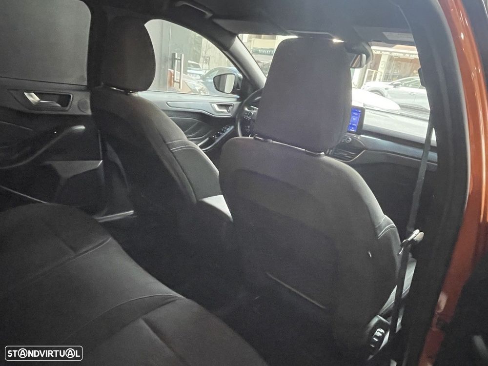 Ford Focus 1.0 EcoBoost Active - 13