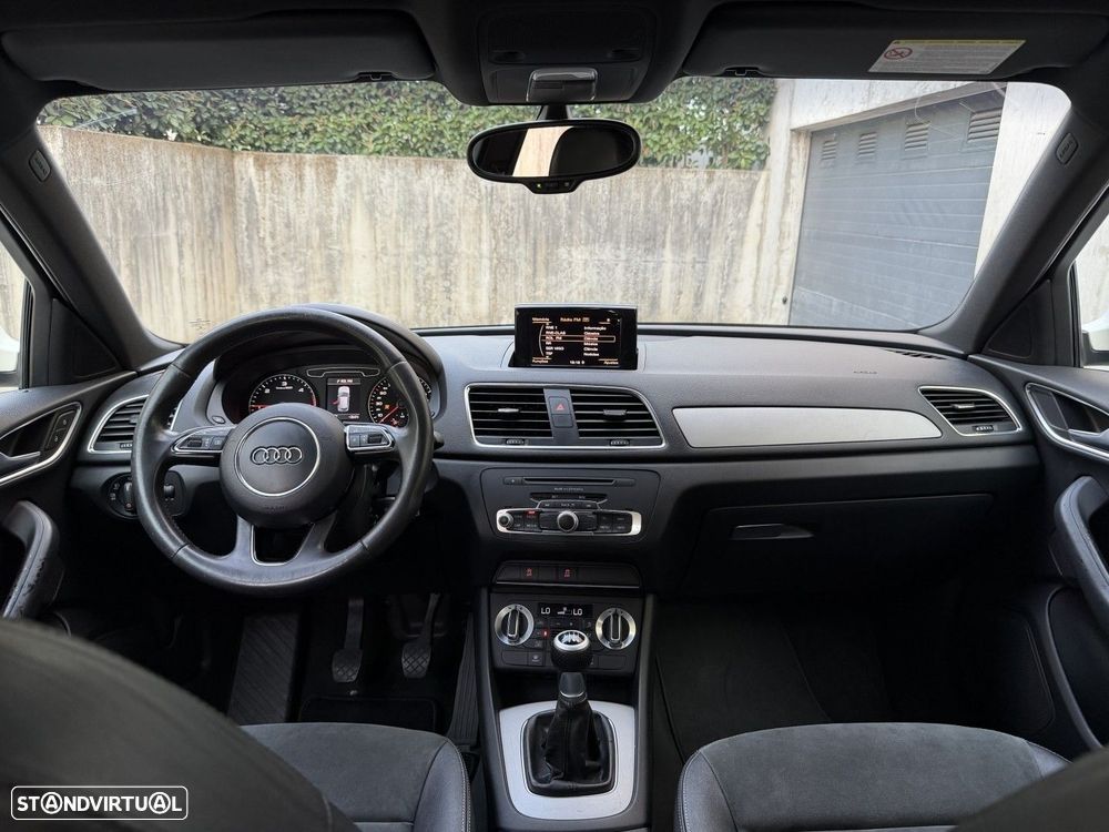 Audi Q3 2.0 TDI Business Line - 9
