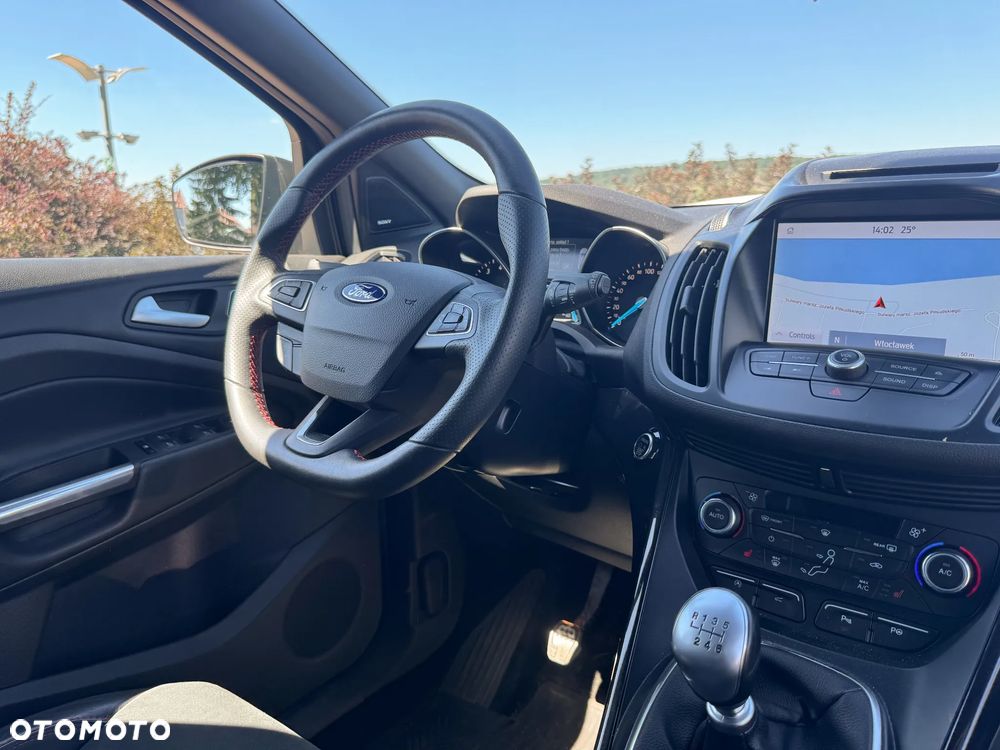 Ford Kuga 1.5 EcoBoost FWD ST-Line - 23