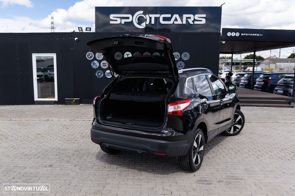 Nissan Qashqai 1.6 dCi Tekna - 9