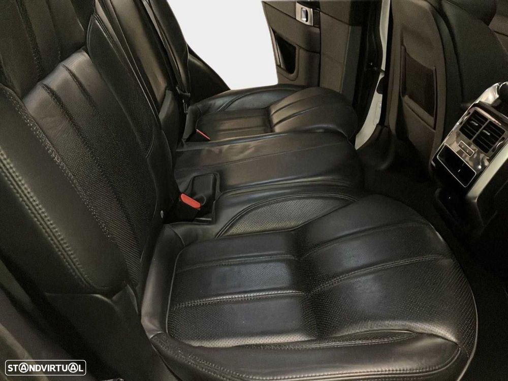 Land Rover Range Rover Sport 3.0 TDV6 HSE Dynamic - 16