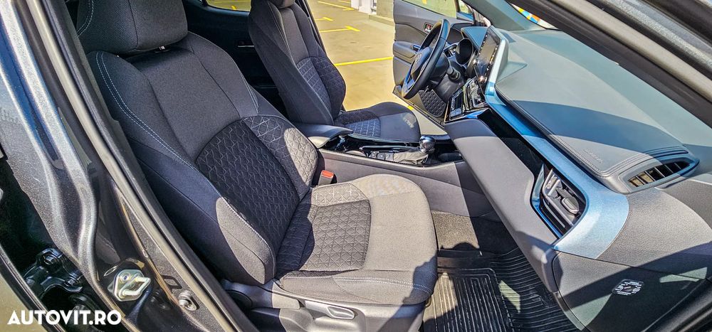 Toyota C-HR 1.8 HSD 122 CP 4x2 CVT Cult - 22