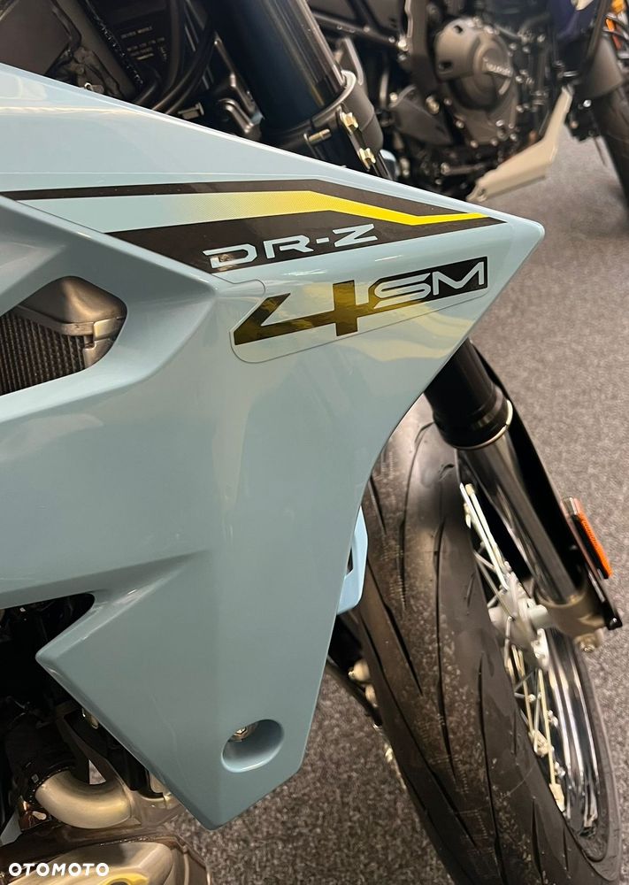 Suzuki DR-Z - 16