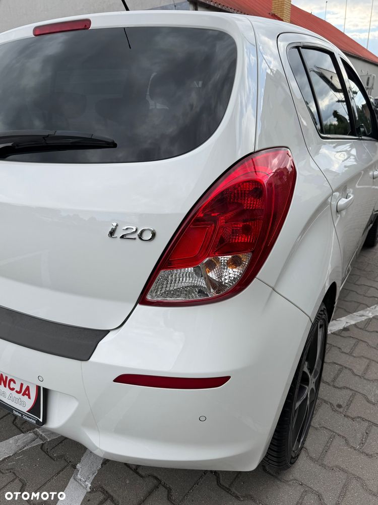 Hyundai i20 - 15