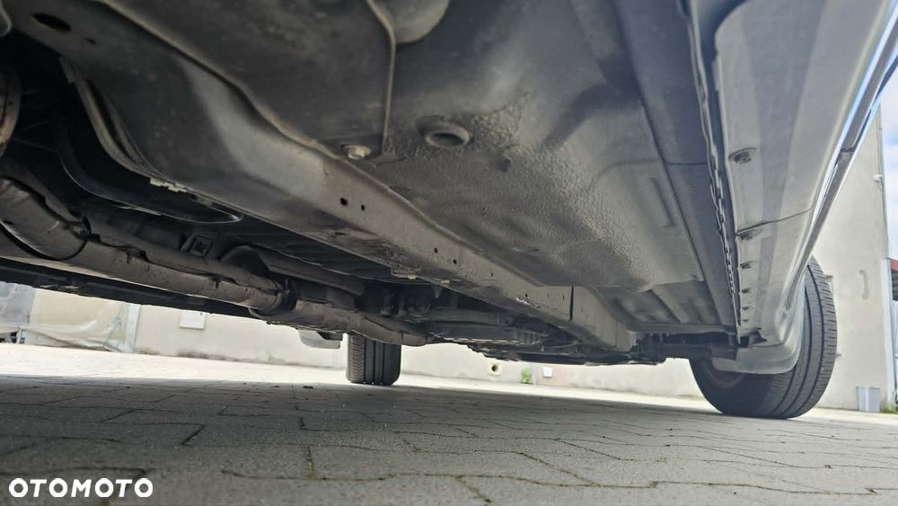 Infiniti Q45 4.5 V8 - 24