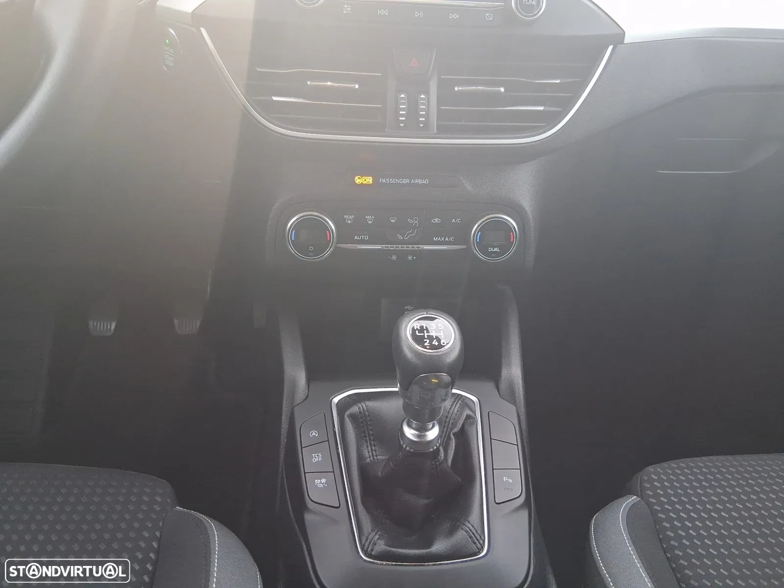 Ford Focus SW 1.5 TDCi EcoBlue ST-Line - 12