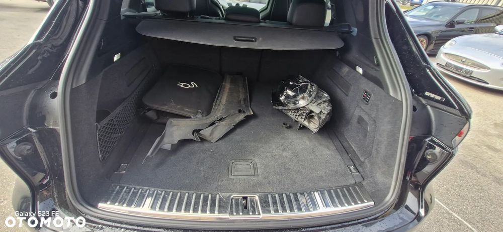 Porsche Cayenne E-Hybrid - 36