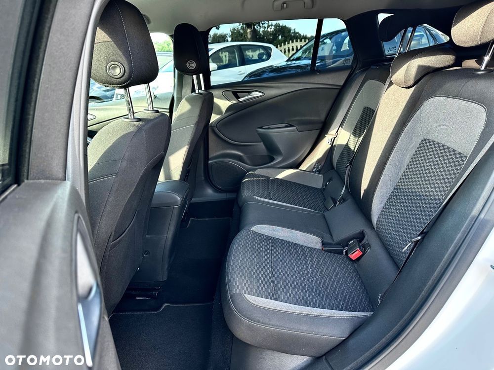 Opel Astra 1.5 D Start/Stop Elegance - 36