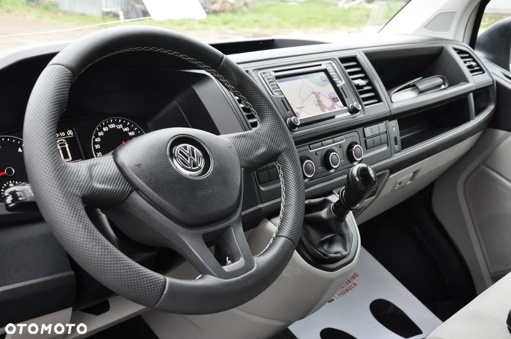 Volkswagen Transporter - 29