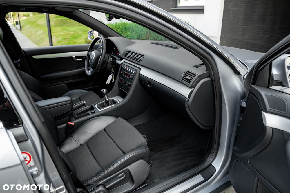 Audi A4 Avant 1.8T - 27