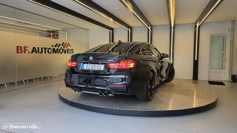 BMW M4 Auto - 17