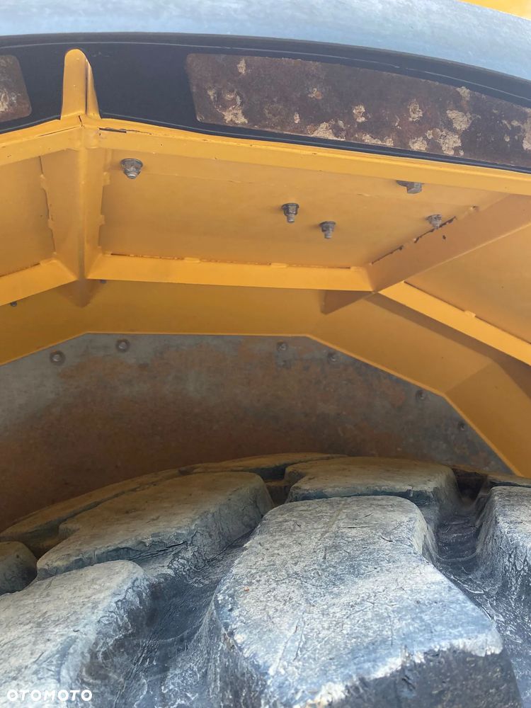 Volvo A40G - 12