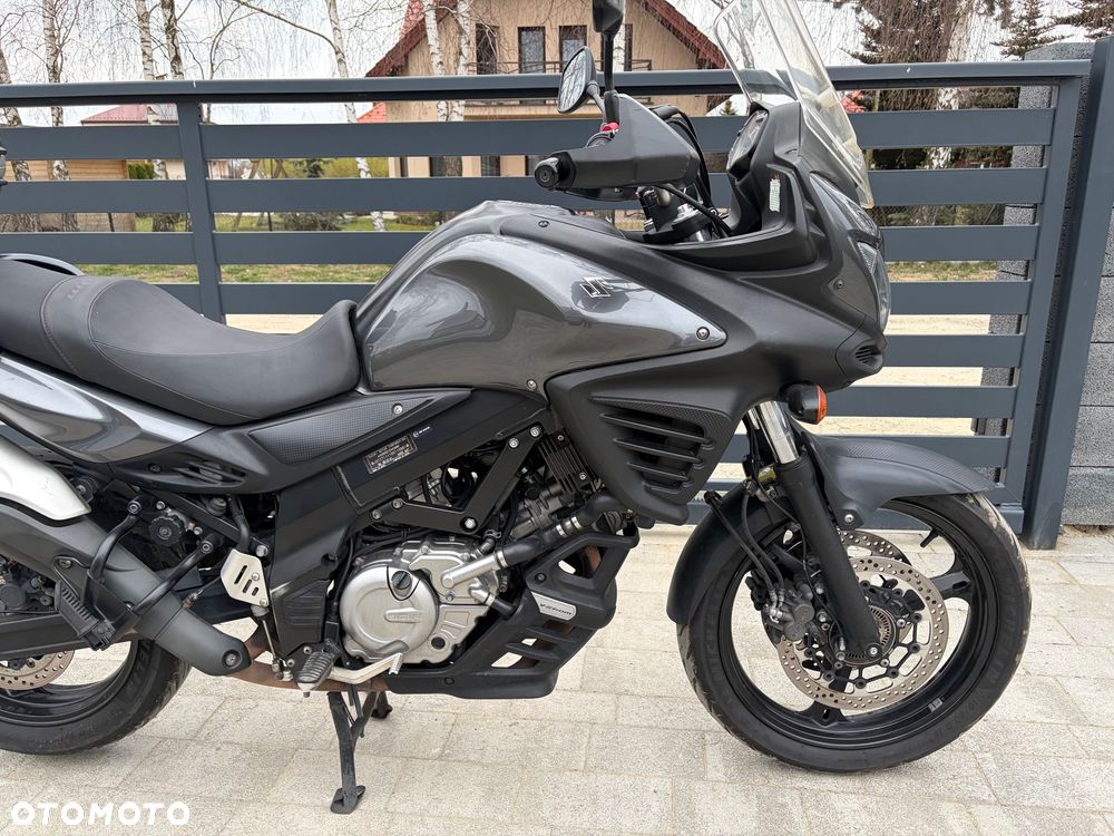 Suzuki V-STROM - 8