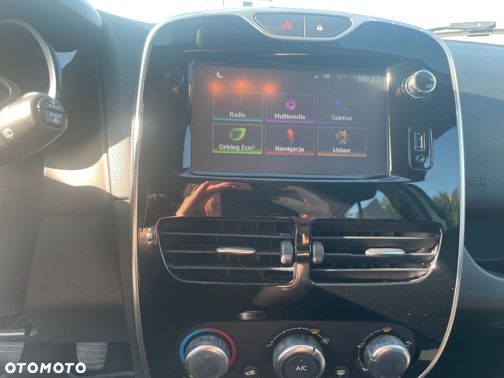 Renault Clio - 7