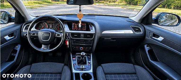Audi A4 Avant 2.0 TDI Quattro - 6