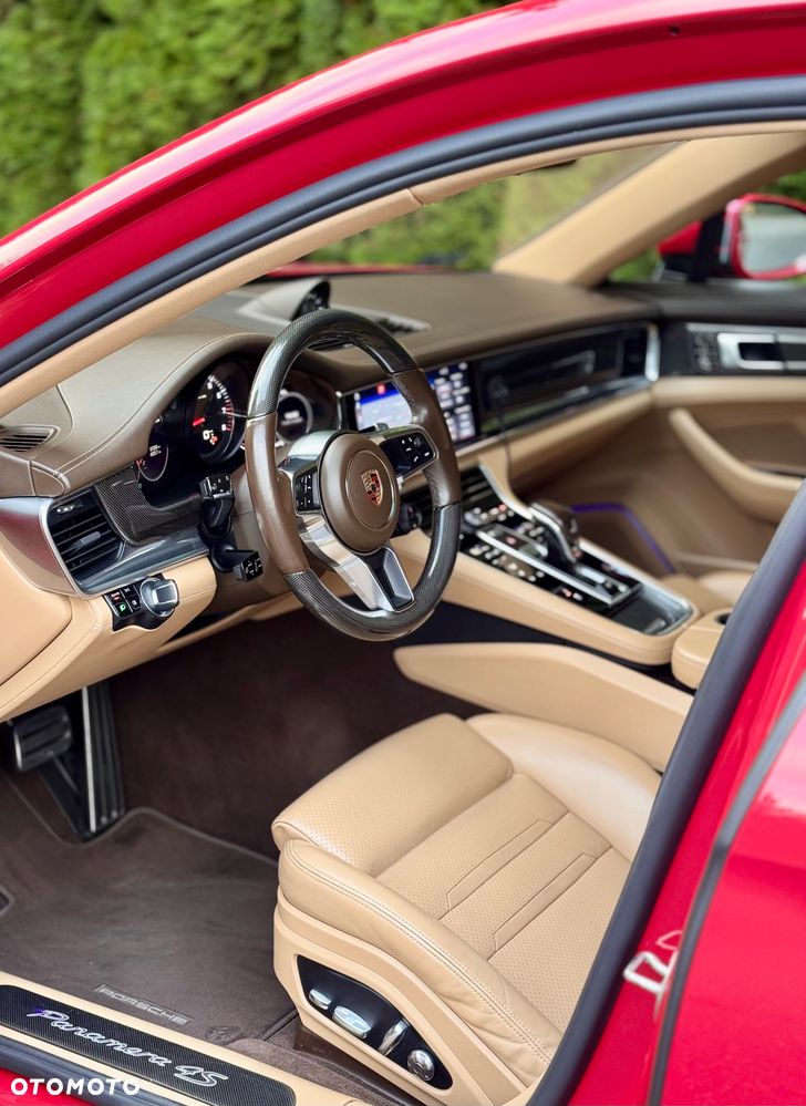 Porsche Panamera 4S - 12