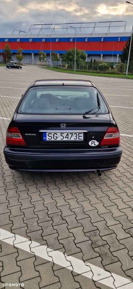 Honda Civic 1.4i S - 4