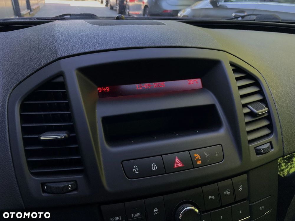 Opel Insignia 2.0 T Sport 4x4 - 28