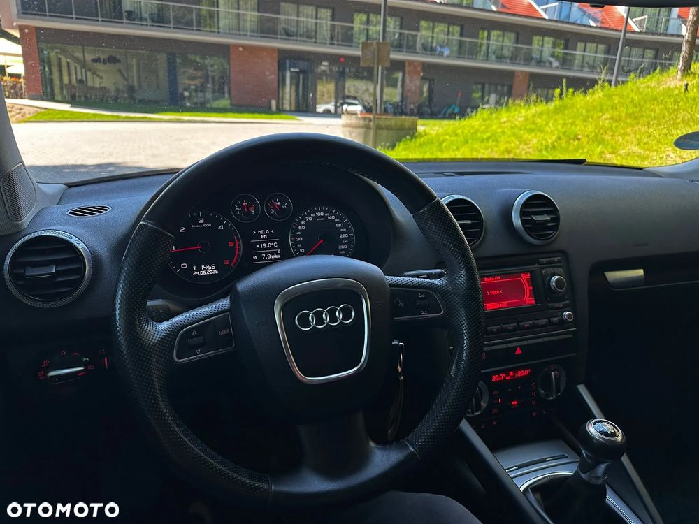 Audi A3 Sportback 2.0 TDI DPF Attraction - 9
