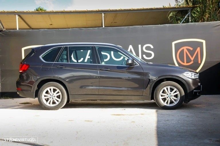 BMW X5 25 d sDrive Comfort 7L - 9