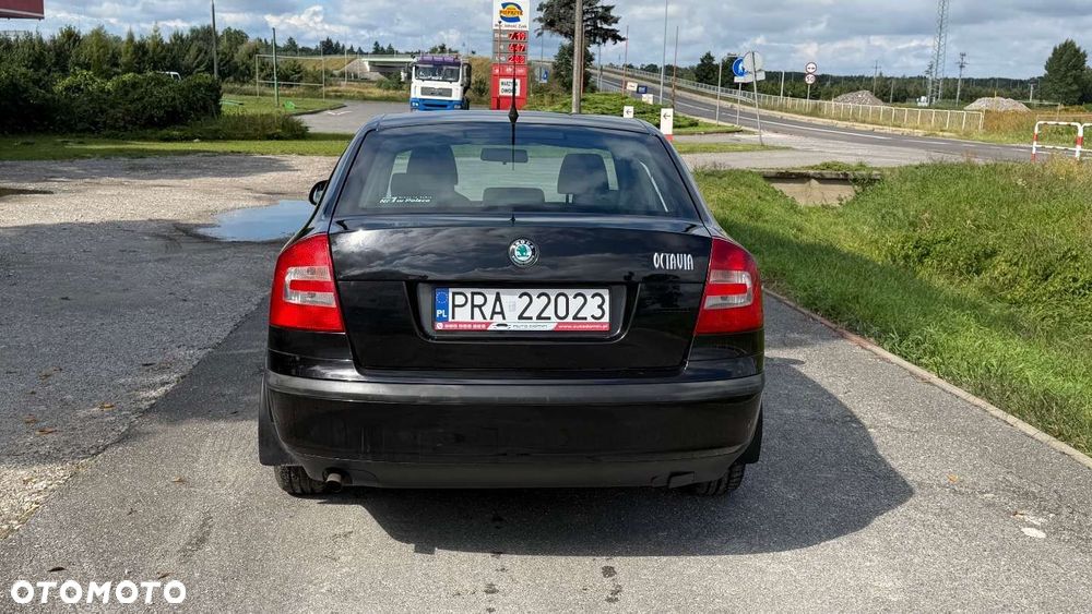 Skoda Octavia 1.6 Mint - 16