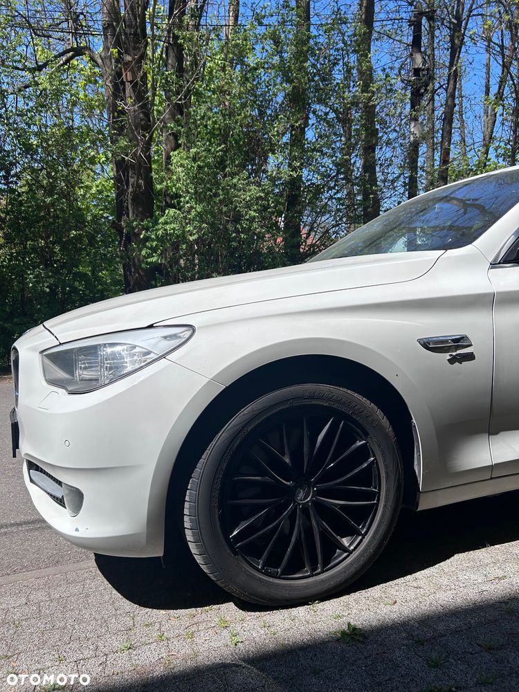 BMW 5GT 530d xDrive - 4