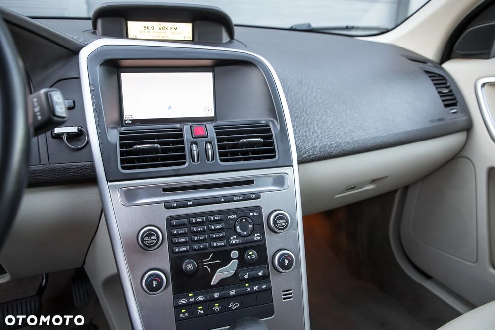 Volvo XC 60 D5 AWD Summum - 25