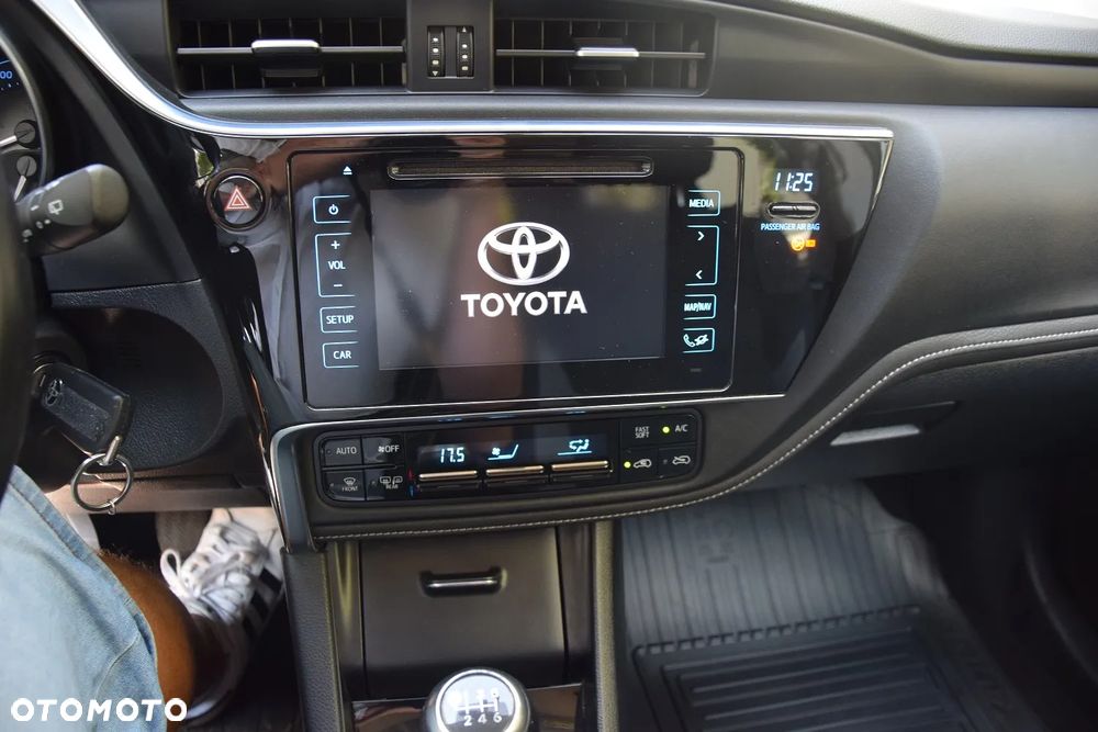 Toyota Auris 1.2 T Prestige - 15