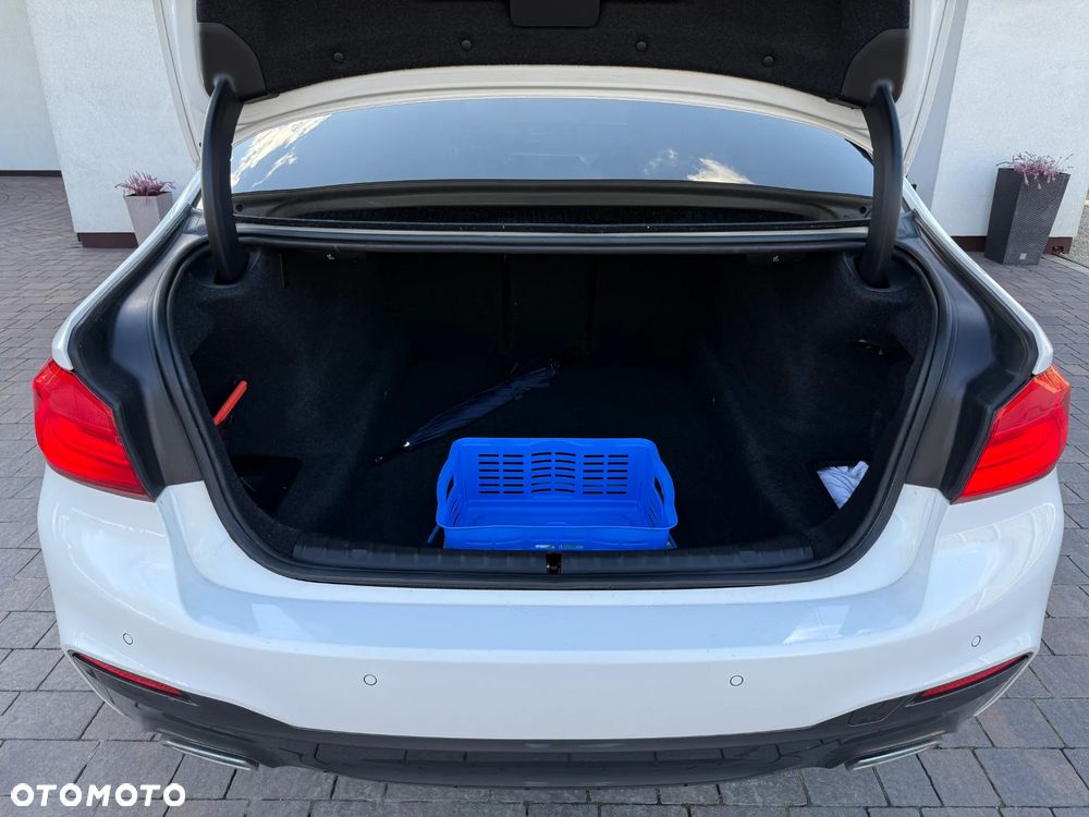 BMW Seria 5 520d xDrive M Sport sport - 18