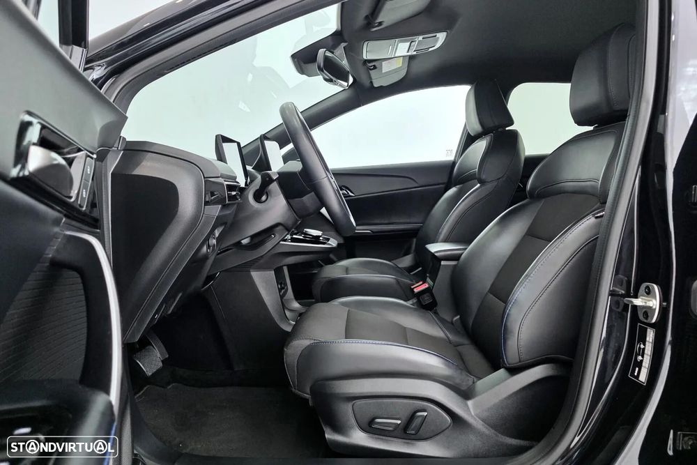 MG MG4 64 kWh Luxury - 8