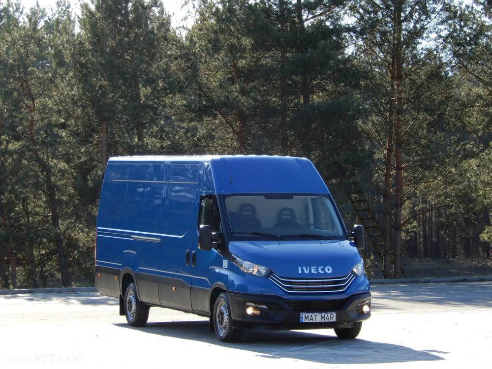 Iveco Daily 35S18 3.0 HPI 180 KM POWER Furgon Blaszak XXL 4.70 CM MAXI LONG Wysokość H2 1900 mm WZMACNIANE ZAWIESZENIE 968 Kg Ładowność HAK 3500 Kg Rozstaw Osi 4100 mm DMC 3500 Kg, WZMACNIANY Stan NOWY NIE UŻYWANY OKAZJA DOSTEPNY I GOTOWY - 2