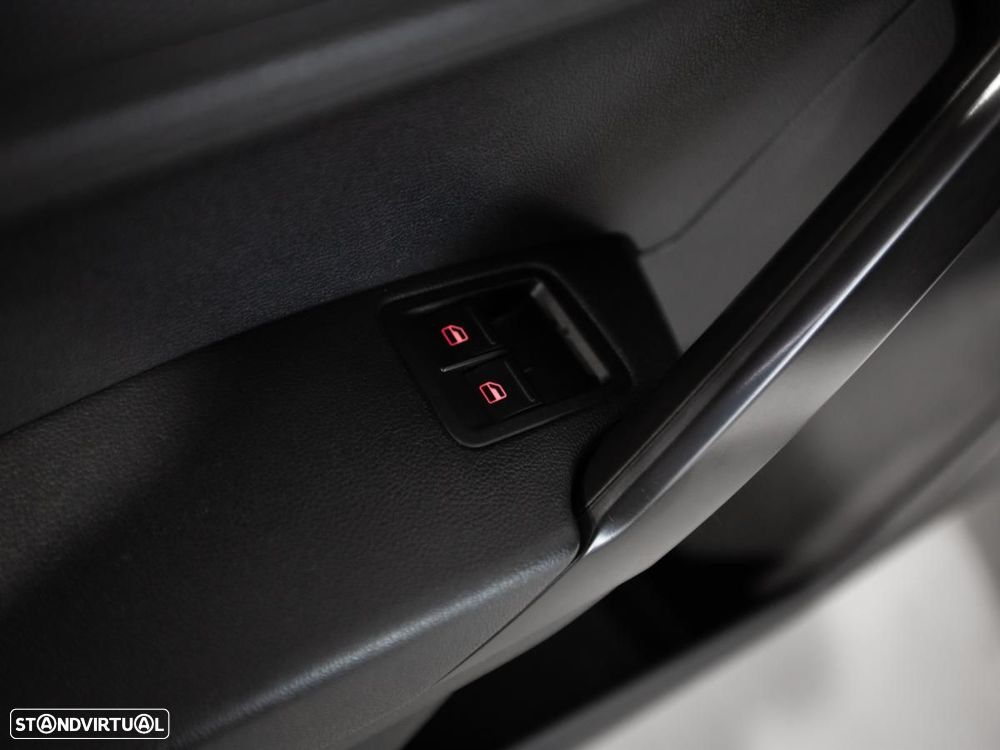 VW Caddy 2.0 TDi Extra AC BlueMotion (c/iva) - 11