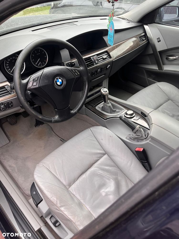 BMW Seria 5 - 12