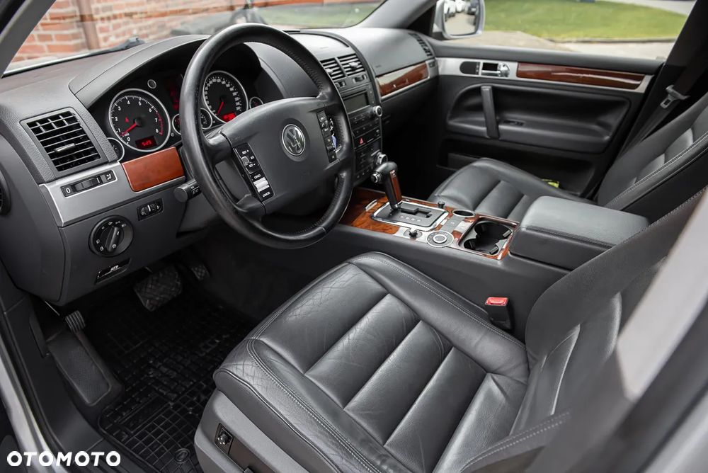 Volkswagen Touareg 3.2 V6 Automatik - 16