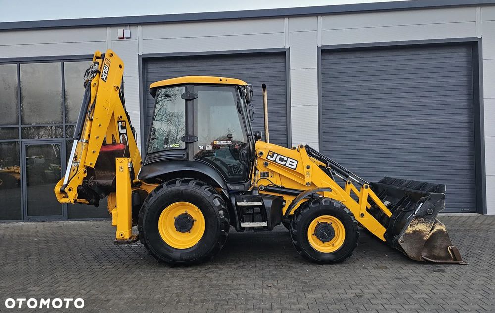 JCB 3CX Contractor 110kM - 2