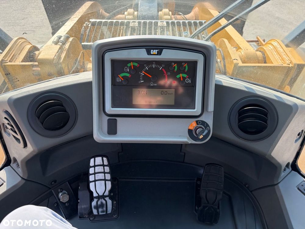 CAST 966 Mxe 4X4 - 14