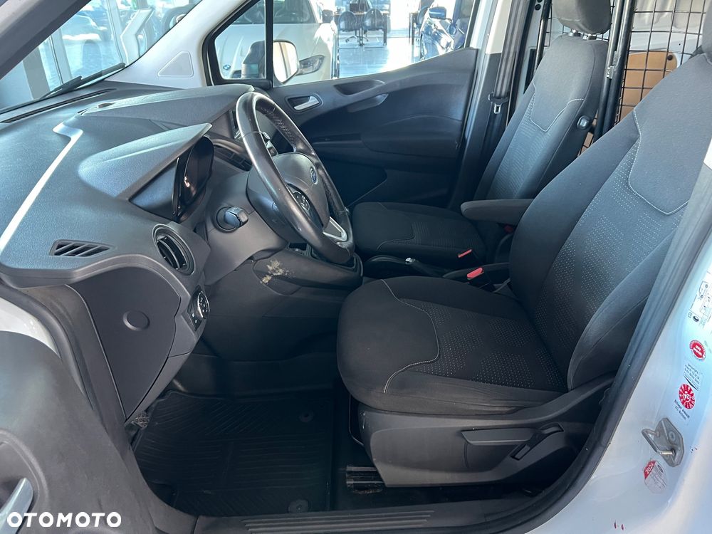 Ford Transit courier - 25