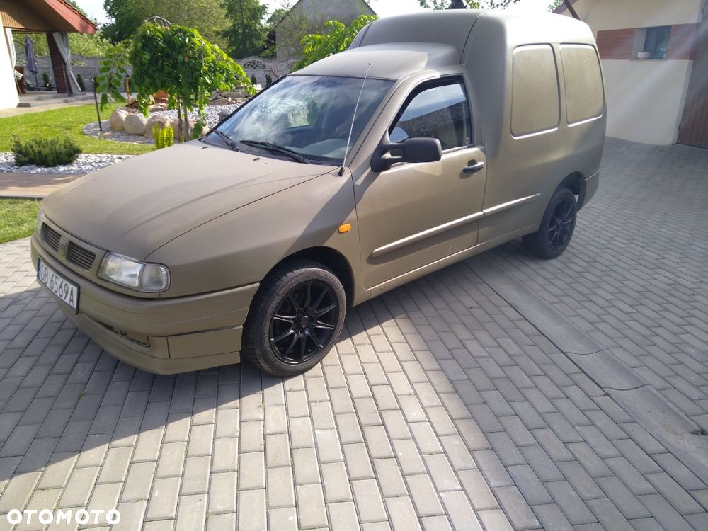 Seat Inca