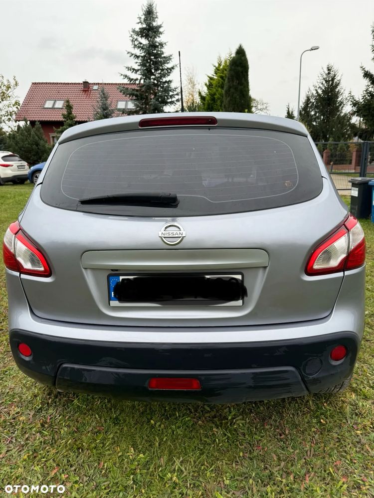 Nissan Qashqai - 25