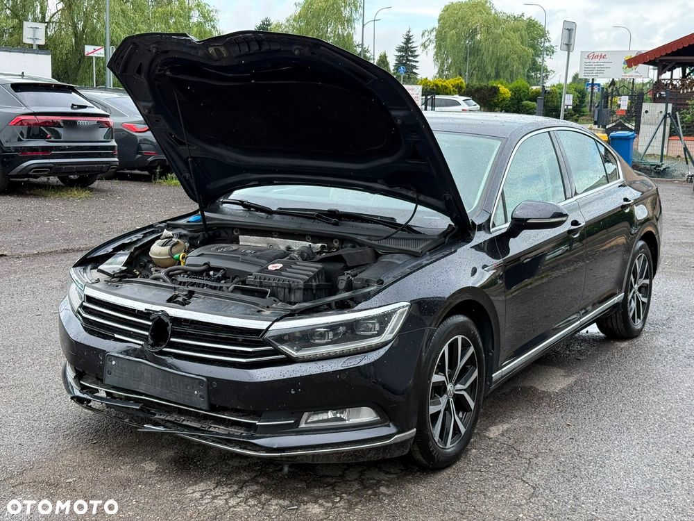 Volkswagen Passat - 8
