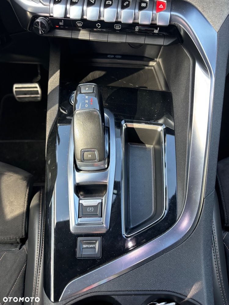 Peugeot 3008 BlueHDi 180 Stop & Start EAT6 GT - 21