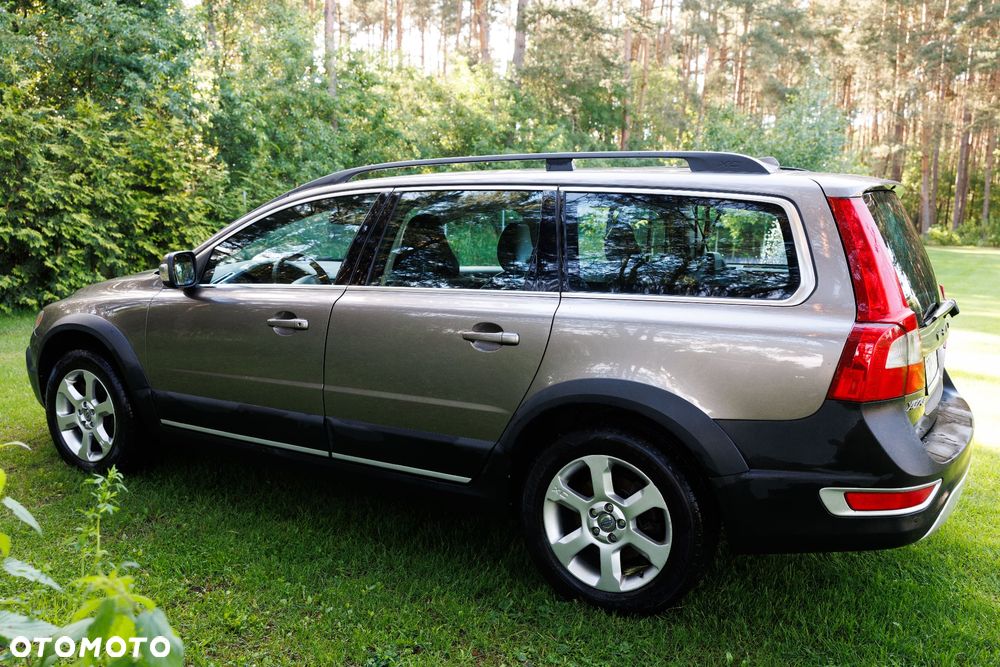 Volvo XC 70 2.4D AWD Momentum - 33
