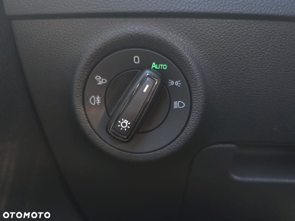 Skoda Karoq 1.5 TSI ACT Sportline DSG - 28