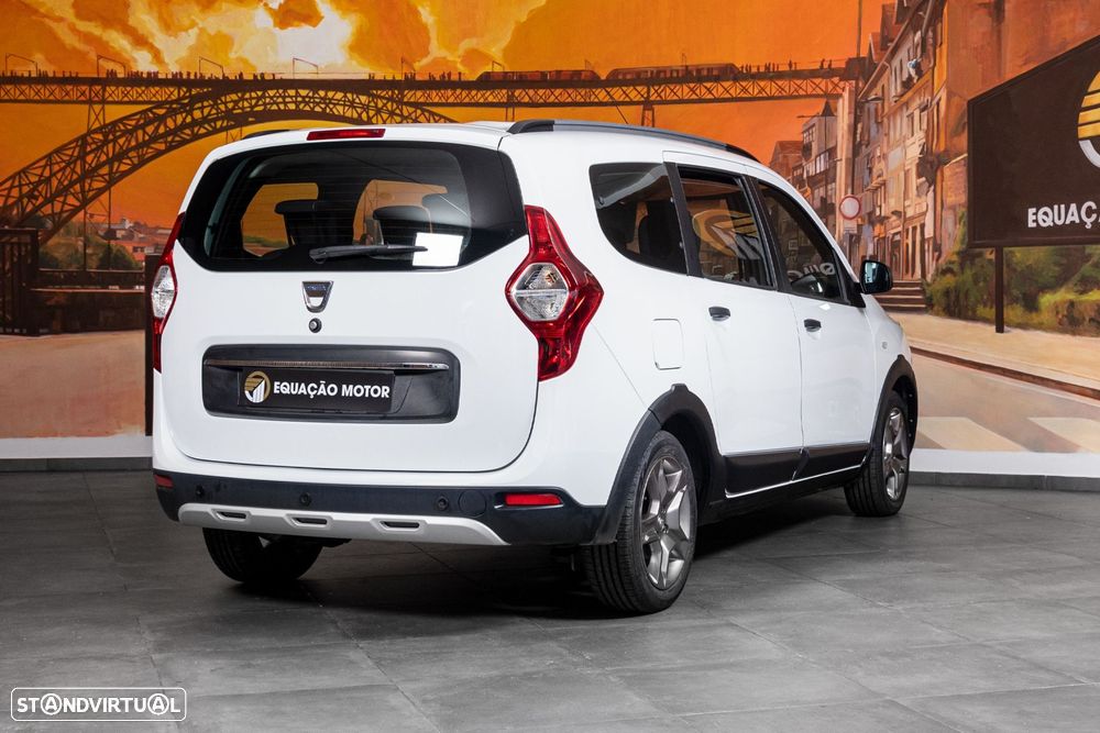 Dacia Lodgy 1.5 dCi Stepway 7L - 2