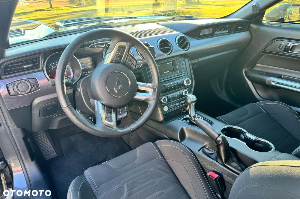 Ford Mustang 5.0 V8 GT - 21