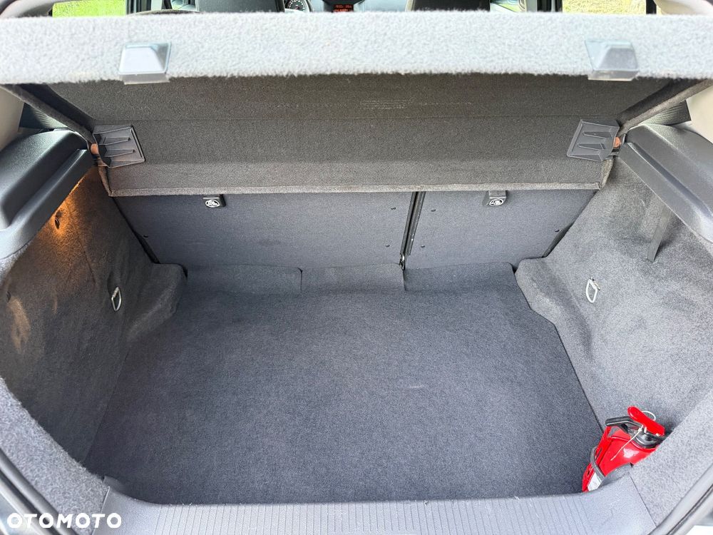 Opel Astra 1.6 Enjoy - 24